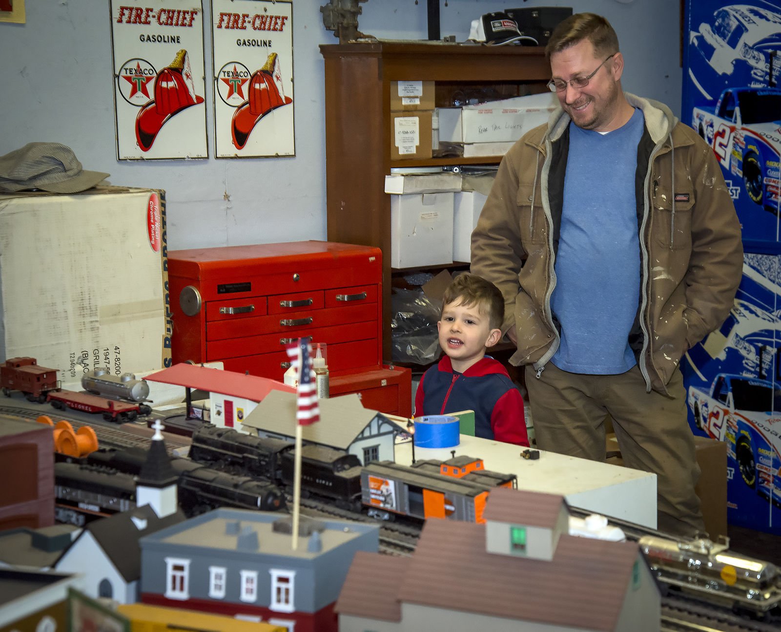 model trains to buy