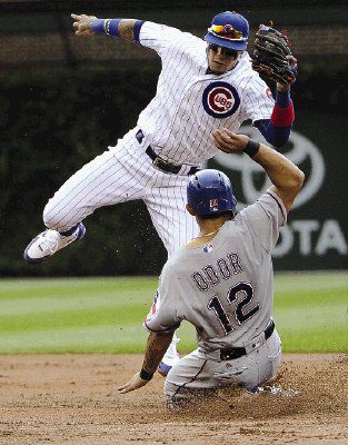 Rougned Odor makes diving stop in second start at third base for Rangers