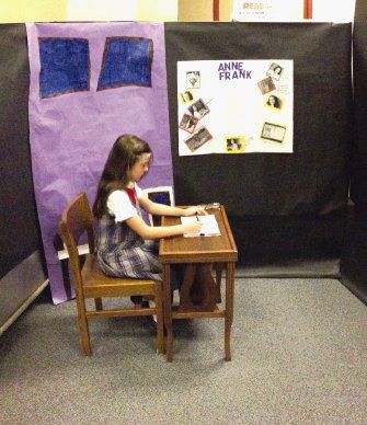 Students create living 'Wax Museum