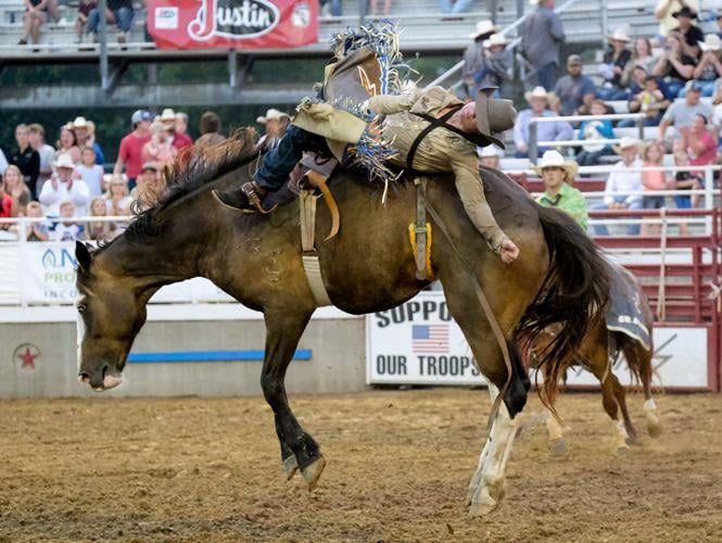 PHOTOS Second night of Gladewater RoundUp Rodeo Etvarsity news