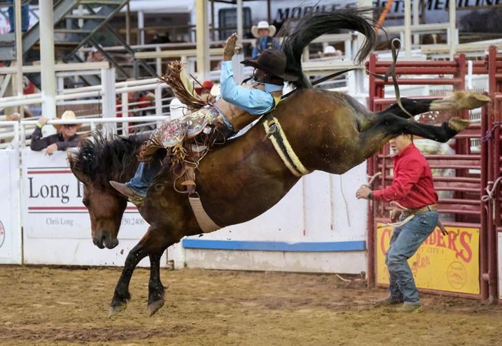 PHOTOS Second night of Gladewater RoundUp Rodeo Etvarsity news