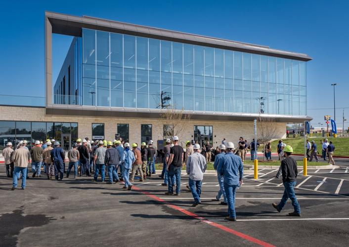 New Komatsu Distribution Centre - Wacol - Your Neighbourhood