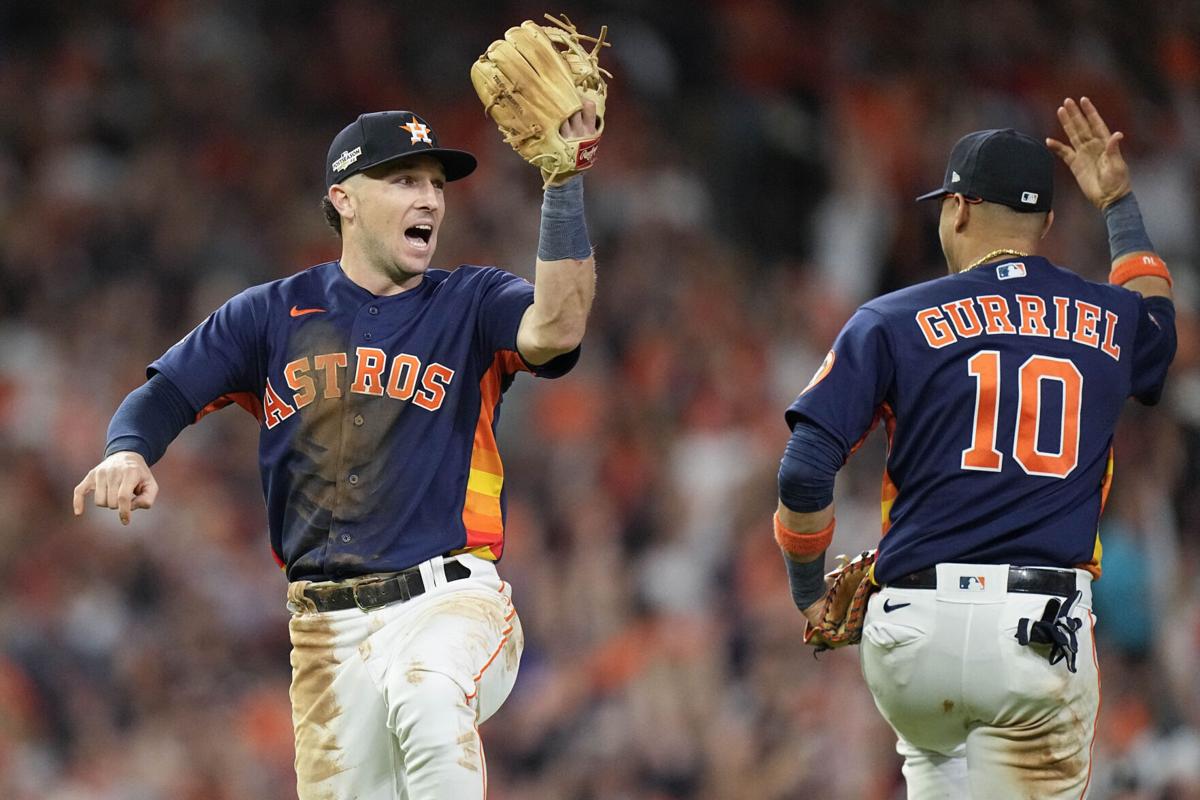 Is There Any Hope for Aging Houston Astros First Baseman Yuli