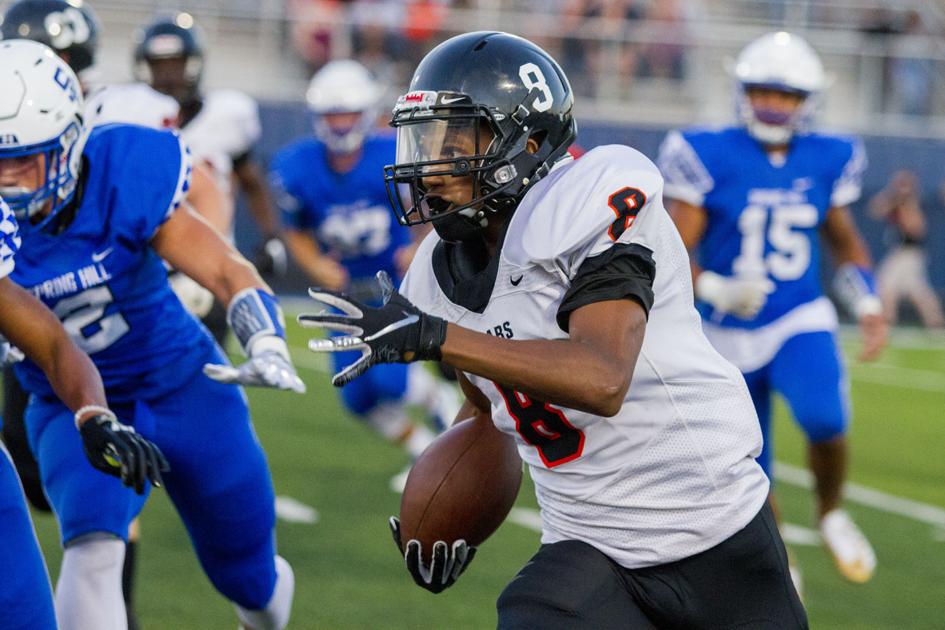 ET Football: Gladewater trounces Spring Hill, 61-30