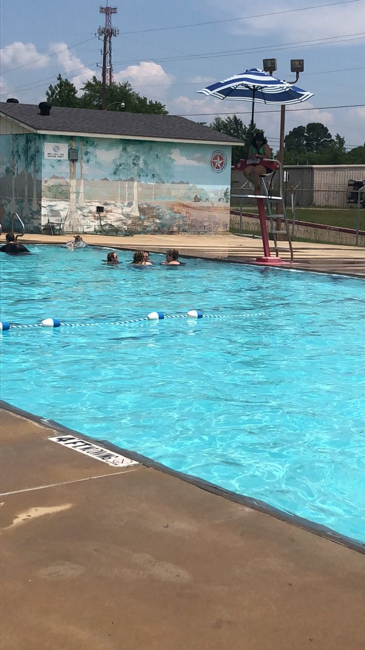 marshall community pool