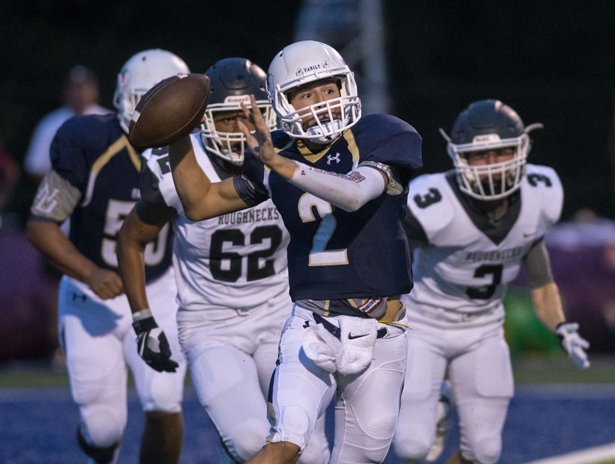 Et Football White Oak Rolls Past New Diana 35 7 Etvarsity