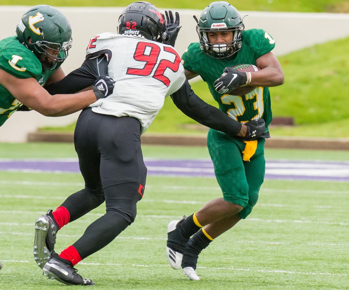 Et Football Preview Lobos Collide With Rebels In State