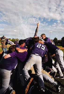 TCU on a roll heading into CWS, Etvarsity