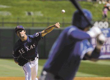Deja debut: Seattle's Servais takes after Texas' Banister