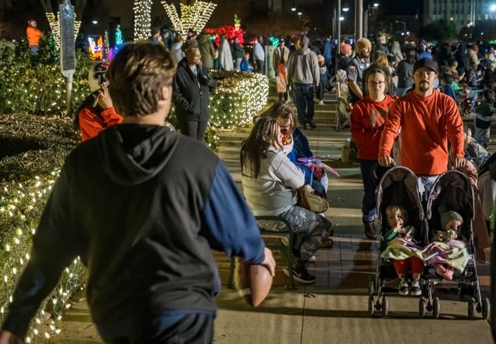 Longview Ambucs Christmas Parade lights up downtown Local News news