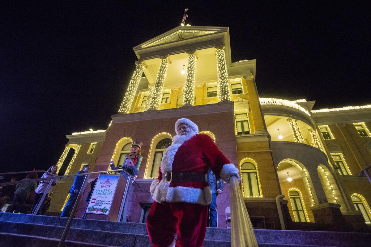 Winter Splendor Returns To Marshall With Wonderland Of Lights