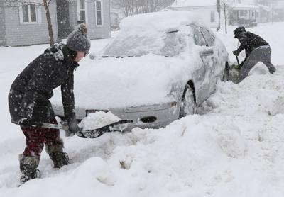 Winter Storm Closes Schools Highways In Upper Midwest News