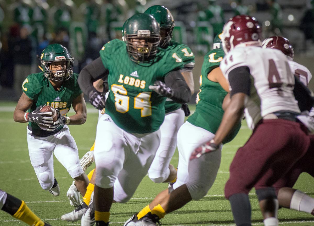 Et Football Lobos Set To Host Copperas Cove In Playoff Opener