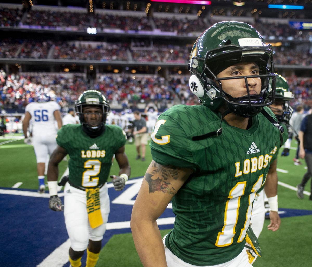 State Champions Lobos Grab State Championship With 35 34 Win Over