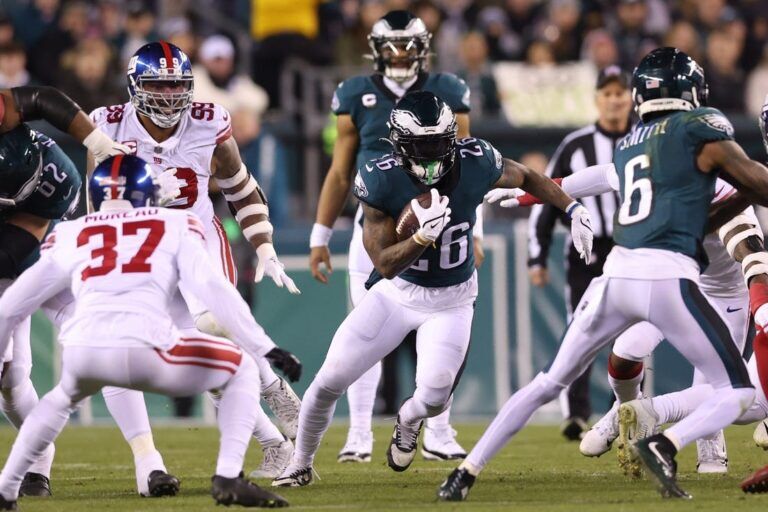 Hurts, Eagles soar into Super Bowl, rout 49ers for NFC title - Seattle  Sports