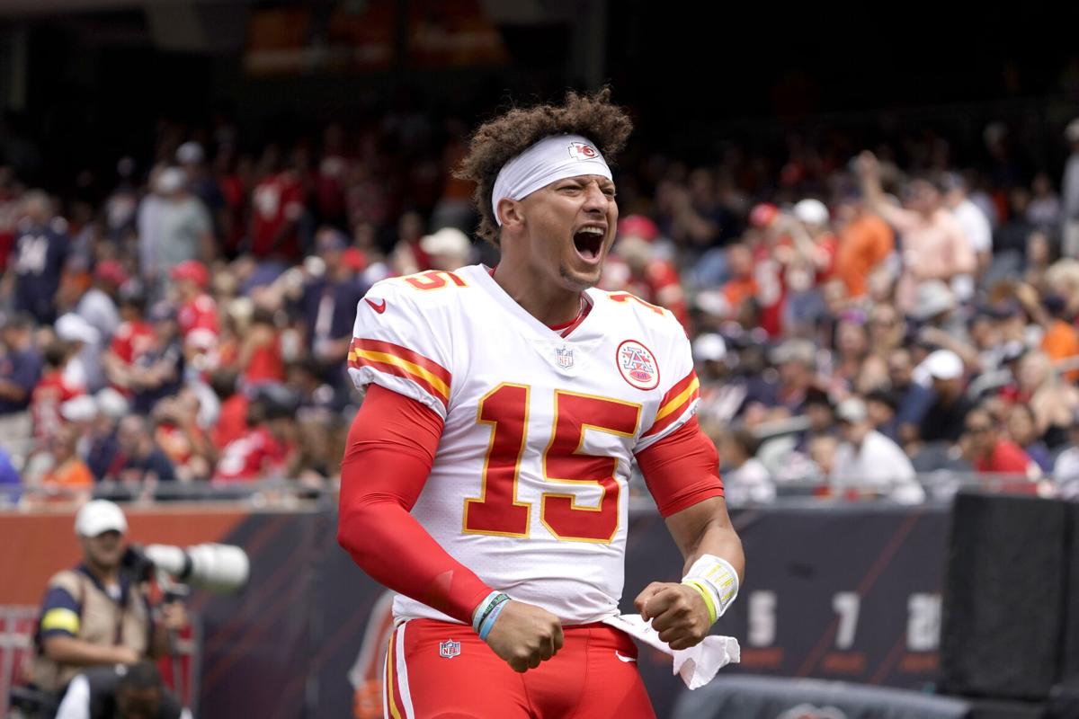 Here's why Patrick Mahomes' absurd NFL preseason touchdown pass for the  Chiefs was so impressive 