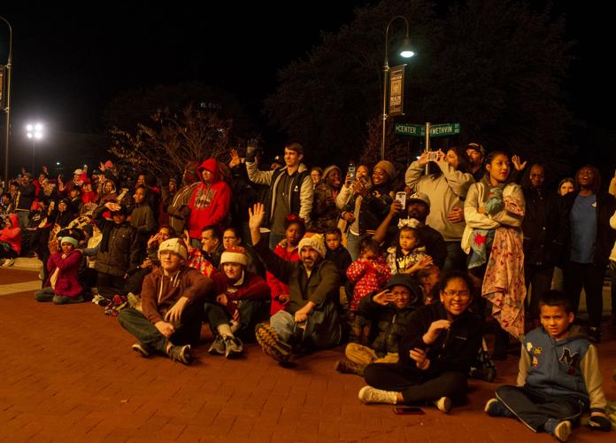 Longview Ambucs' Christmas parade attracts hundreds to downtown Local