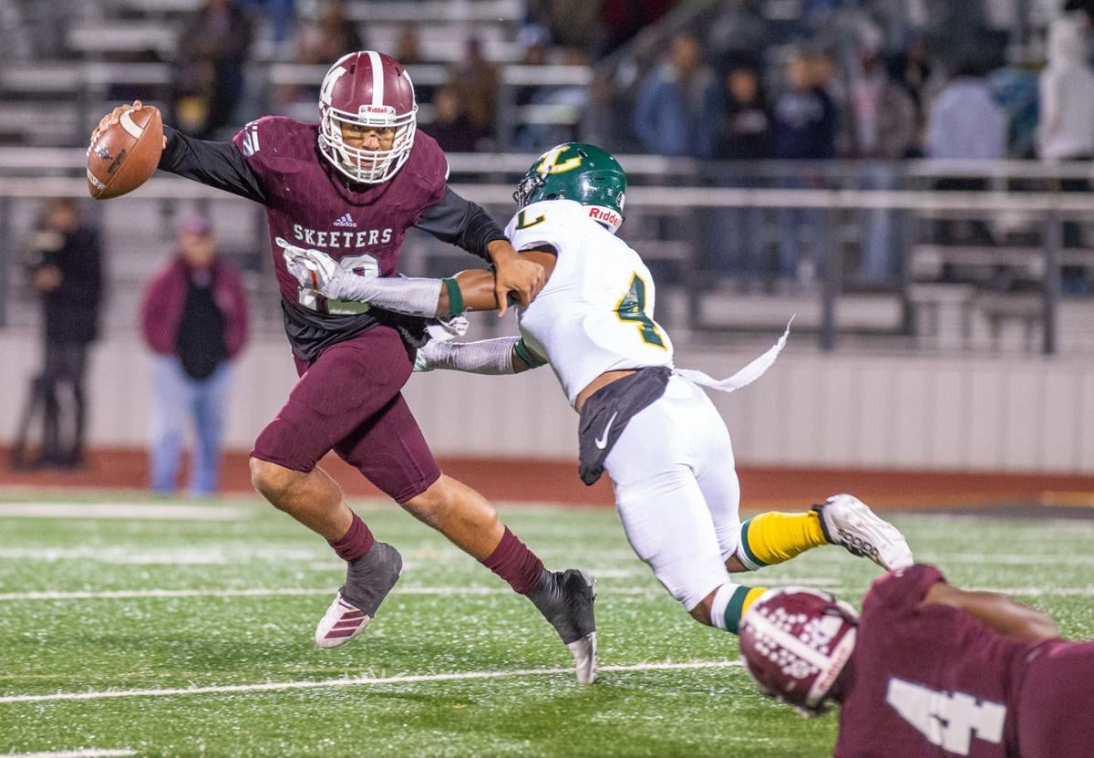 Et Football Lobos Top Mesquite Complete 10 0 Regular Season