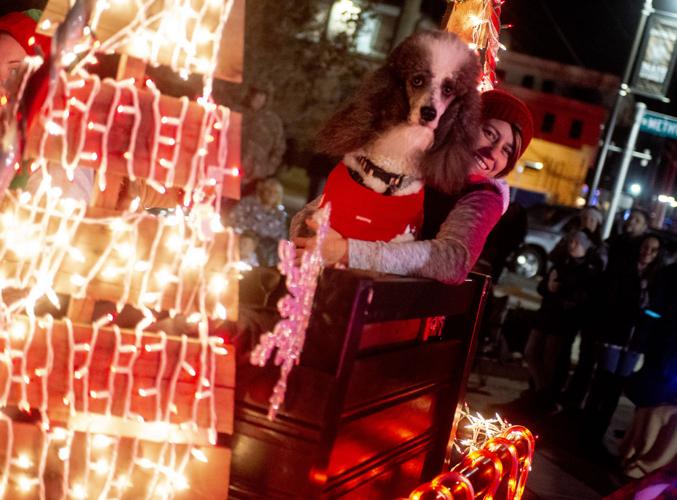 Longview Ambucs' Christmas parade attracts hundreds to downtown Local
