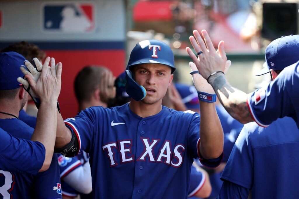 Corey Seager likely out for weeks with broken hand, adding to