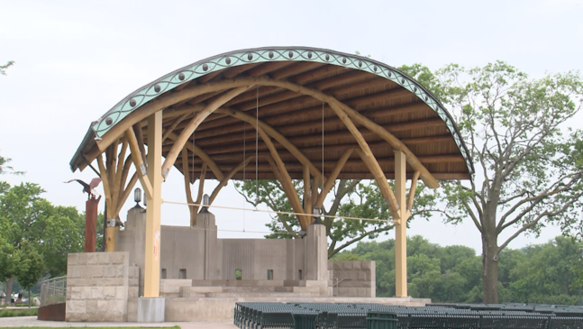 Artist brings nature-themed designs to life on Riverside Park band ...