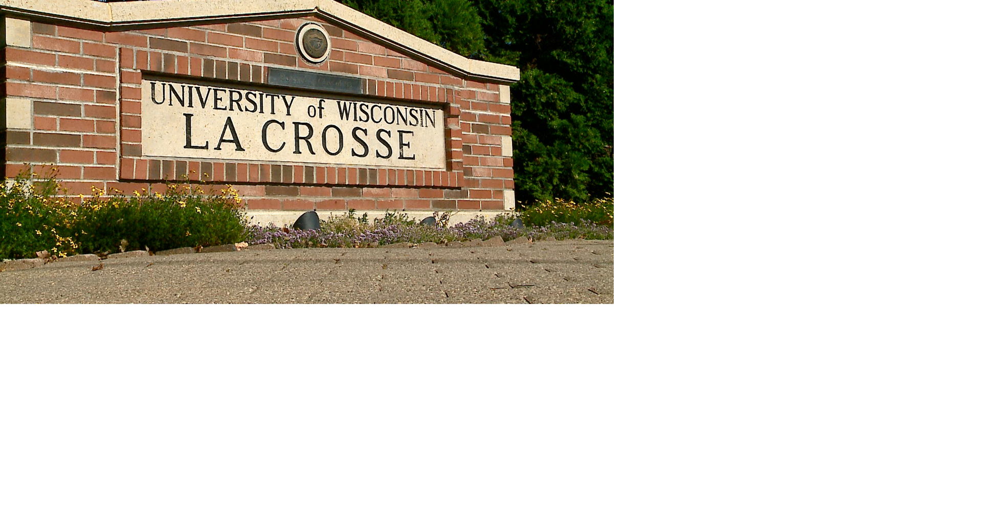 UWLa Crosse Students move back to campus Back To School