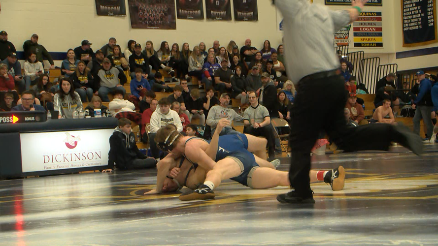 Blugolds finish with 9 first place finishers as Aquinas hosts WIAA