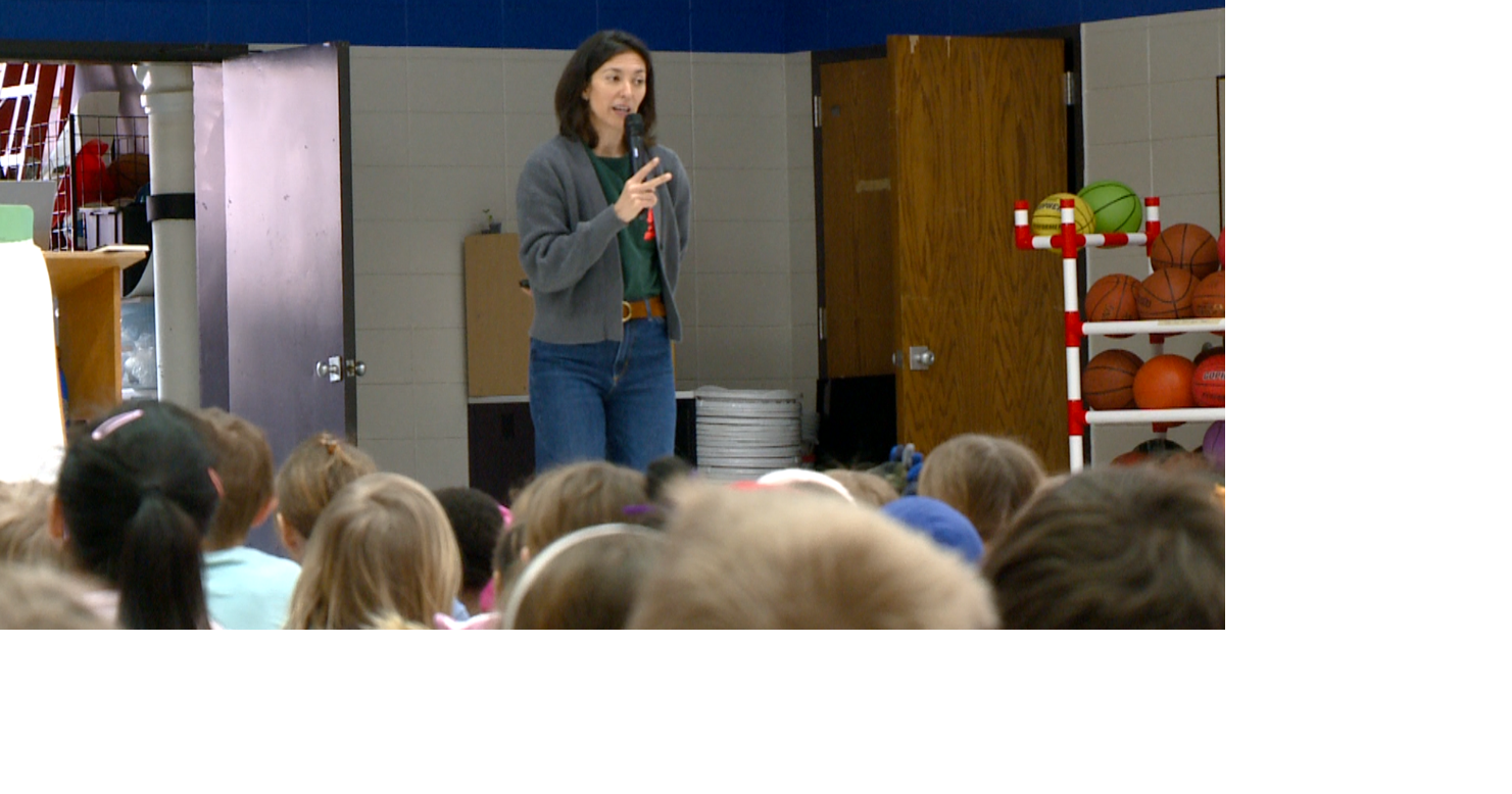 New York Times bestselling author Angela Dominguez visits La Crosse elementary schools