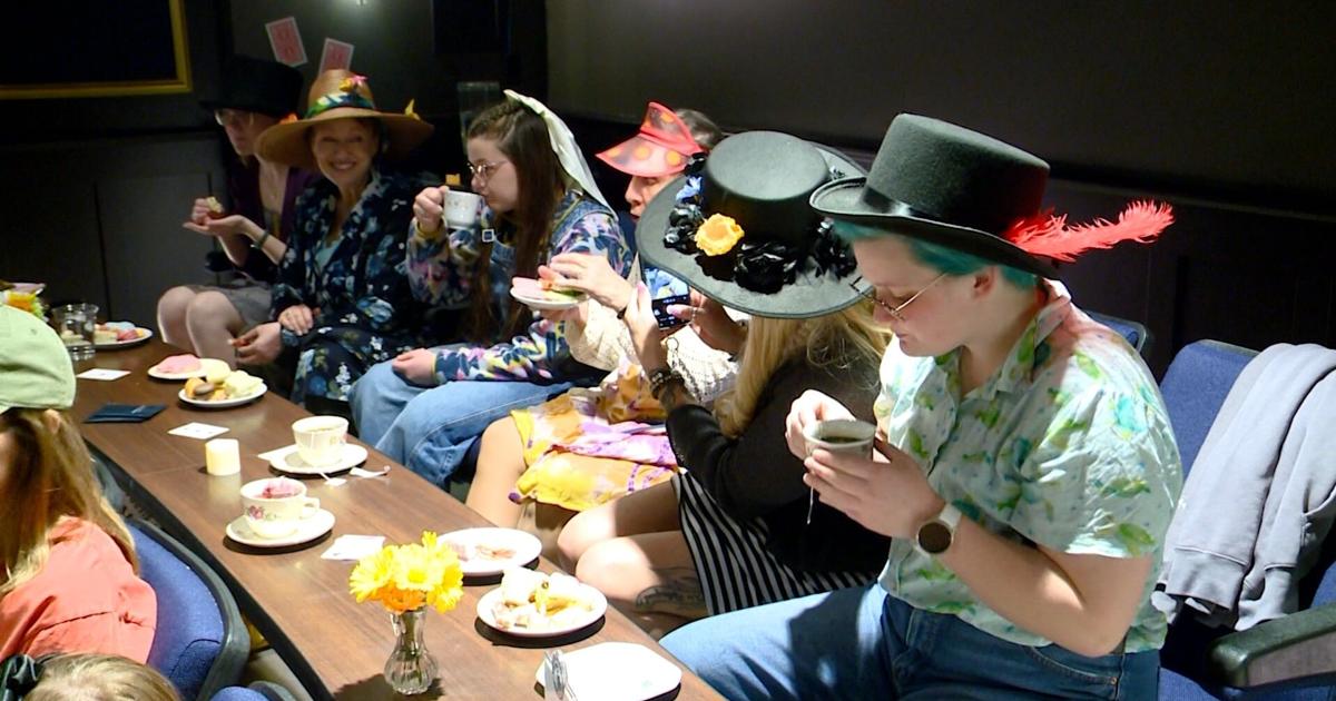 Rivoli Theater hosts Alice in Wonderland-themed tea party for Mother's ...