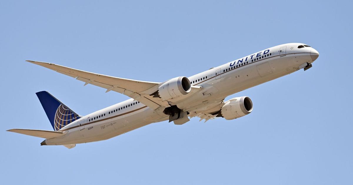 United Airlines resumes flights after tech issue prompted ground stops across the US, disrupting travel
