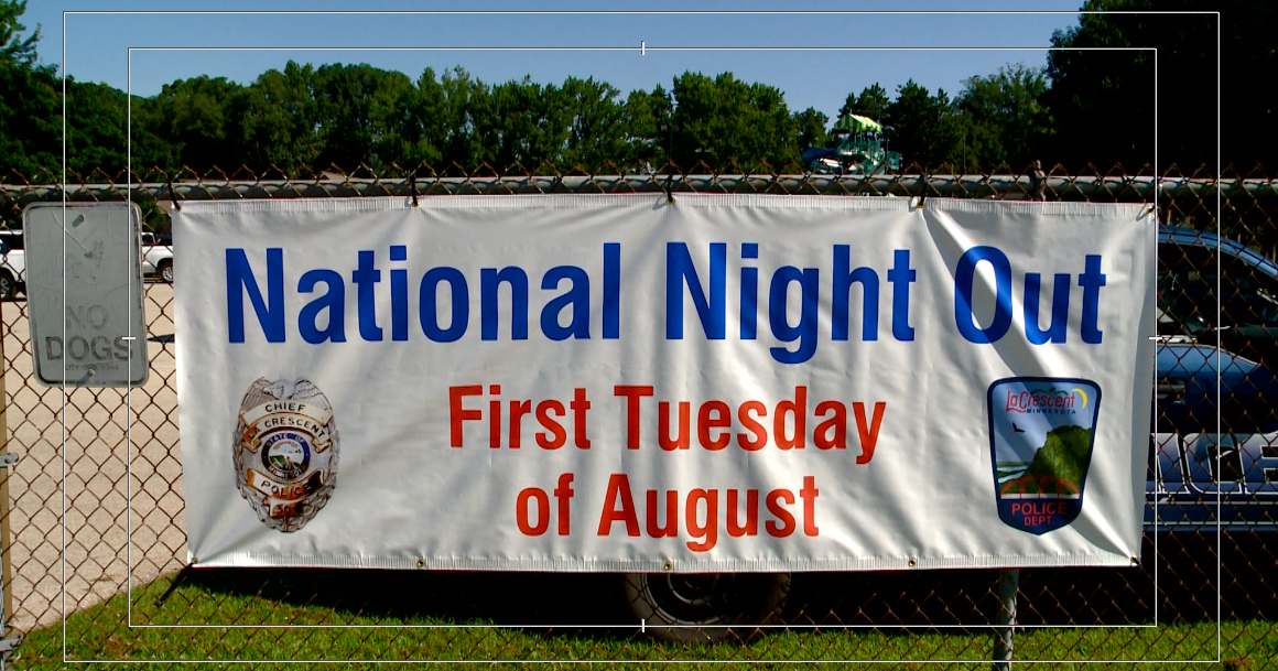 La Crescent police hide medallion for National Night Out
