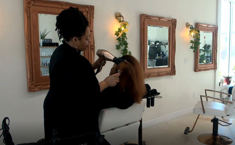 Loving your crown La Crosse business owner celebrates natural hair