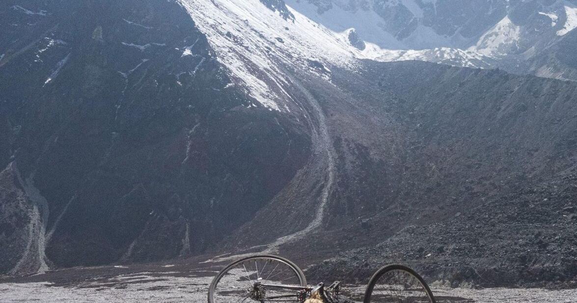 He followed his dad’s 1980s cycle ride to Australia — and recreated the photos frame by frame