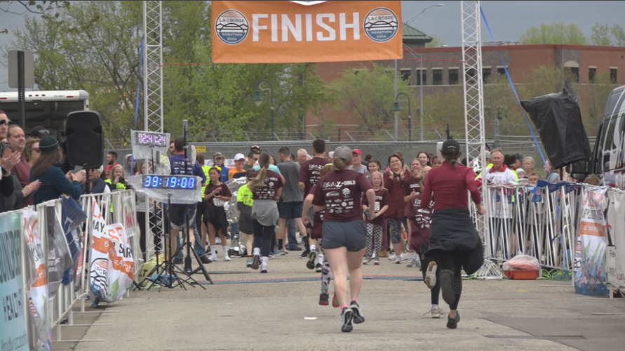 Flooding creates new routes for La Crosse Marathon runners