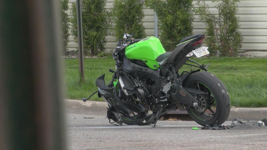 Tuesday night La Crosse street crash a reminder to watch out for(02)