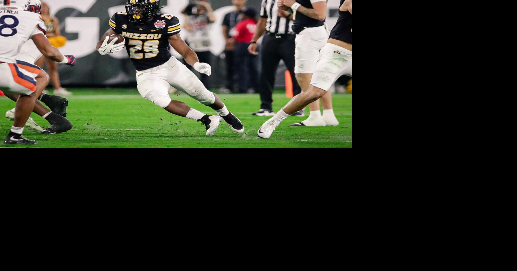 Missouri running back in stable condition after being shot at concert, team says