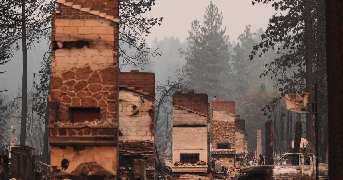 APTOPIX Western Wildfires Lindsey Wasson Aug 4, 2026 Aug 4, 2026 Updated 8 mins ago