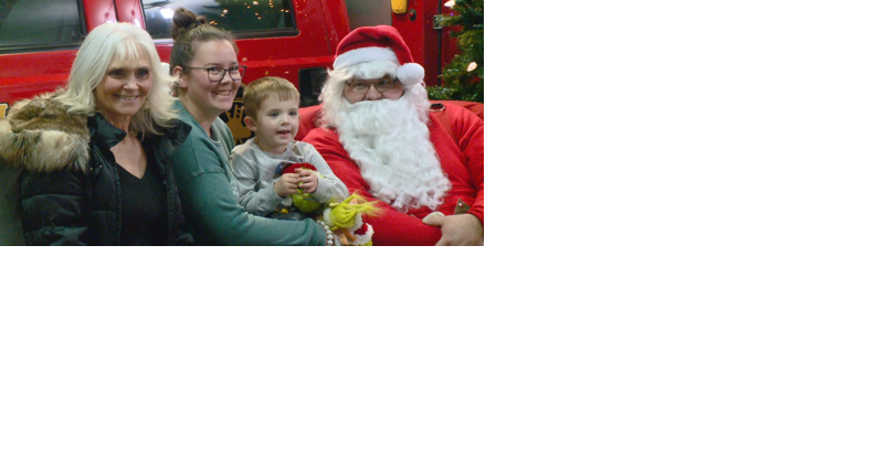 Pickwick Fire and Rescue hosts breakfast with Santa - Vimarsana News