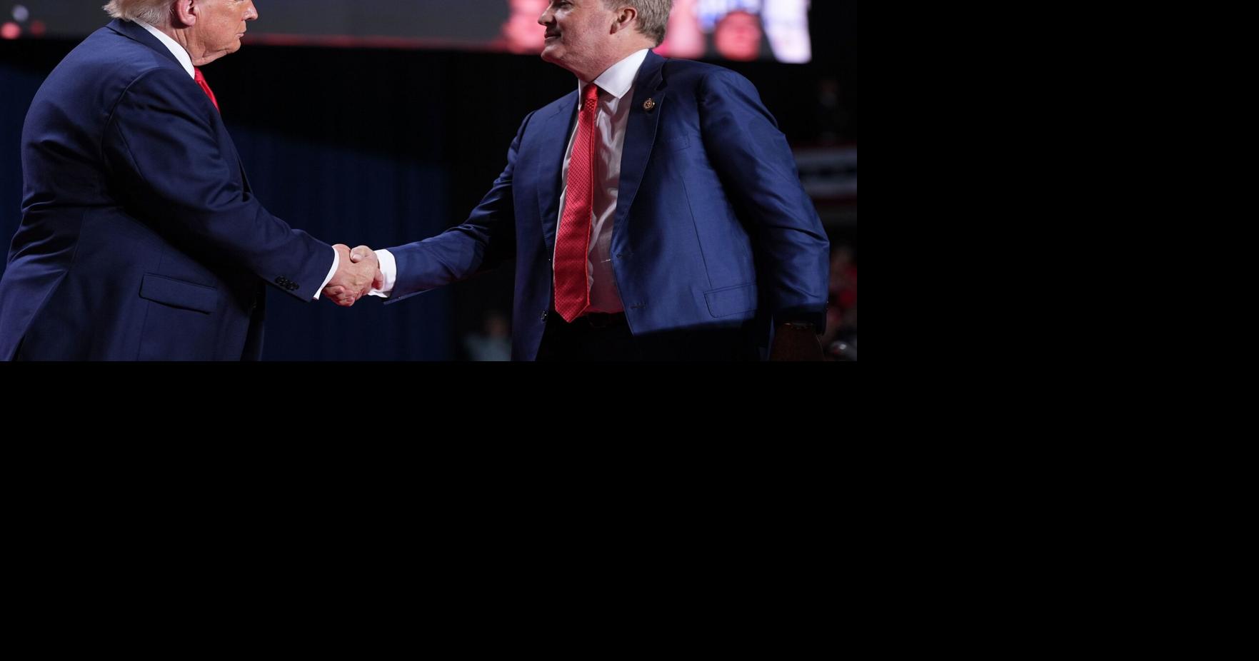‘Trump is dragging the party down’: GOP scrambles to stop steep midterm ...