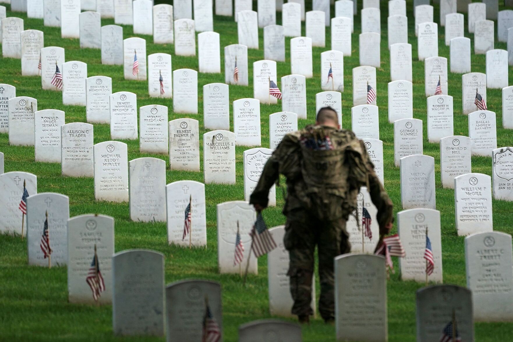 Biden marks Memorial Day with somber speech at Arlington National