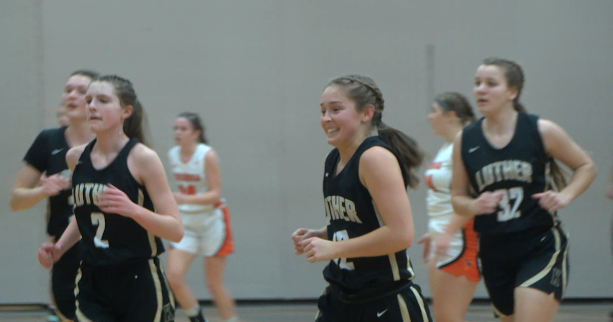 Viroqua Thunder top the Stoughton Icebergs 21 on the ice High School