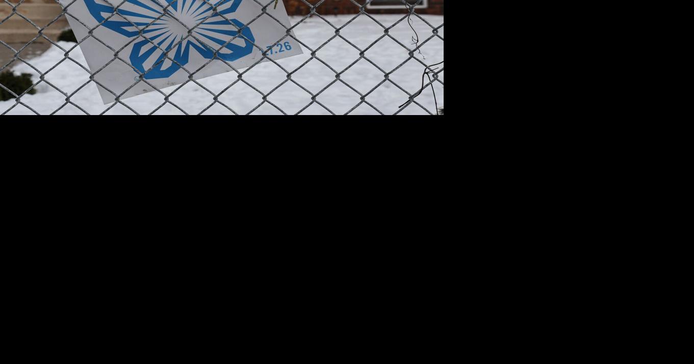 Immigration arrests continue in a city on edge after shooting of Renee Good