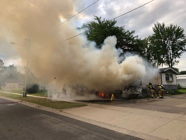 Mauston mobile home considered total loss after morning fire | Crime ...