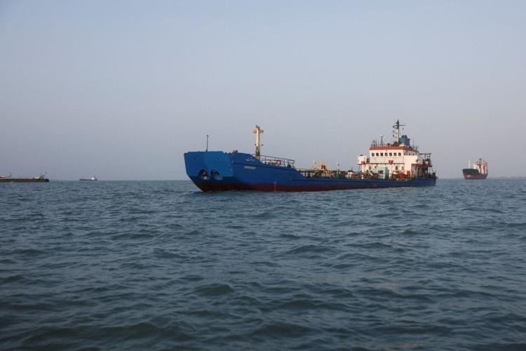Iran Reports 66% Inflation as Gulf Shipping Blocked
