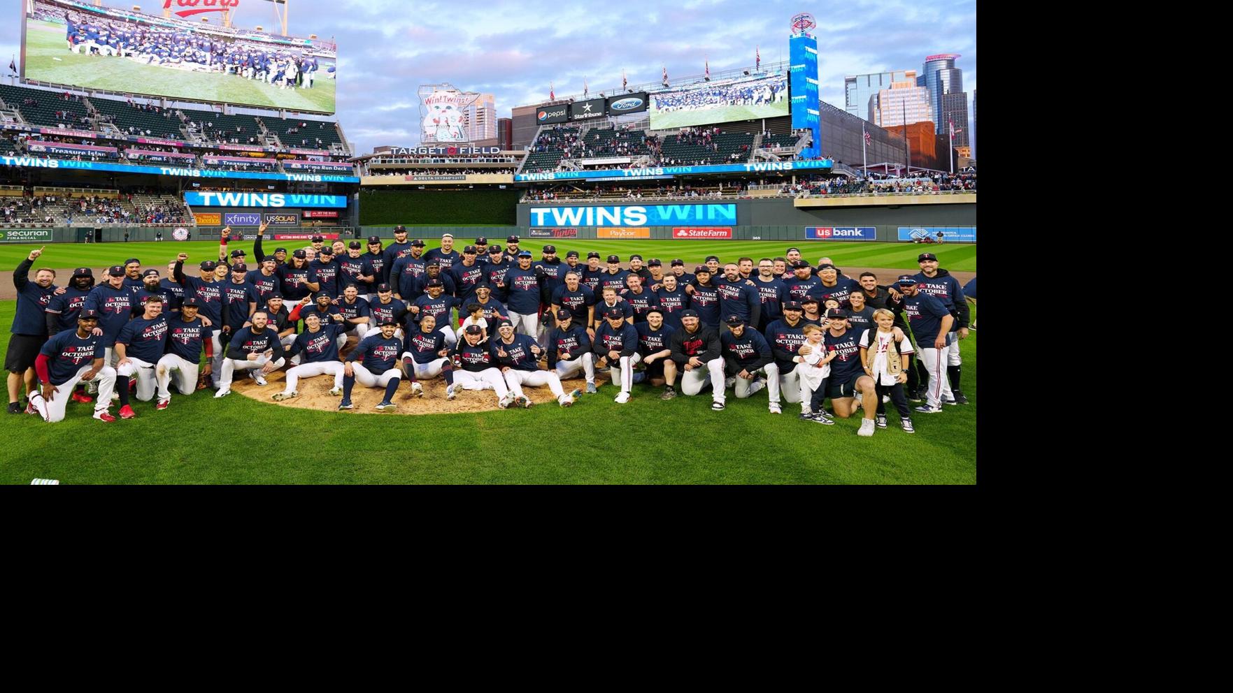 Twins sweep Blue Jays to win their first playoff series in 21 years - CBS  Minnesota