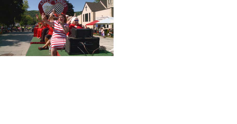 La Crescent's Applefest celebrates last day with King Apple Parade - Vimarsana News