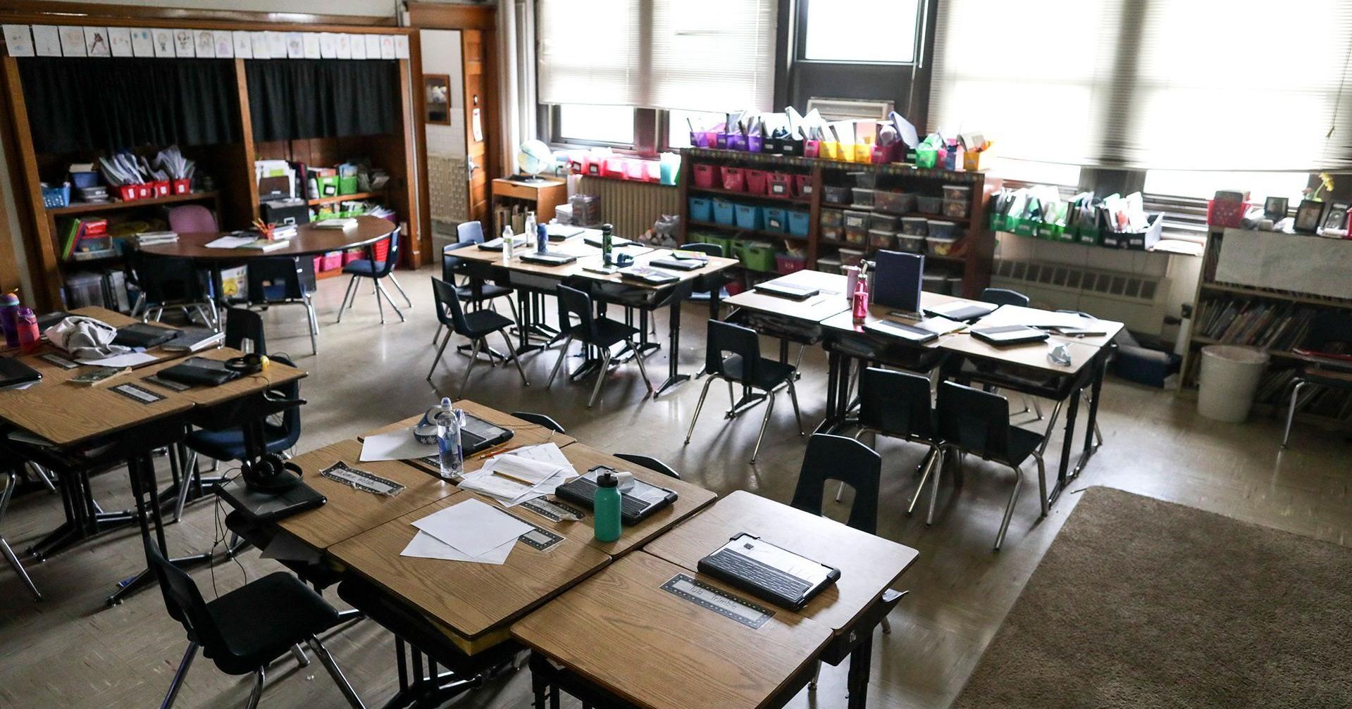 Federal appeals court weighs challenge to Iowa ban on books with sexual content from schools - Vimarsana News