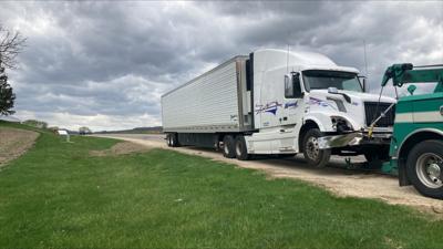 Three injured in crash after illegal U-turn on Highway 93 | Local News ...