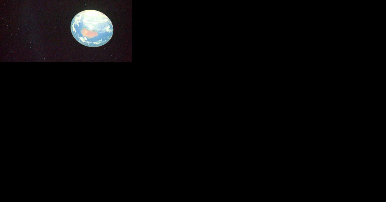 La Crosse students explore space at Central High School's planetarium - Vimarsana News