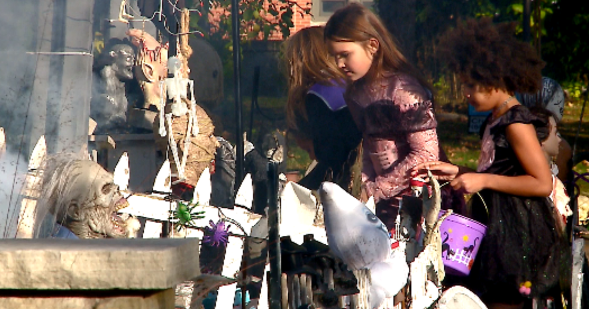 Halloween Safety: What parents need to know about sex offender rules in Wisconsin and Minnesota